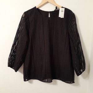 NEW BANANA REPUBLIC CUT OUT TOP